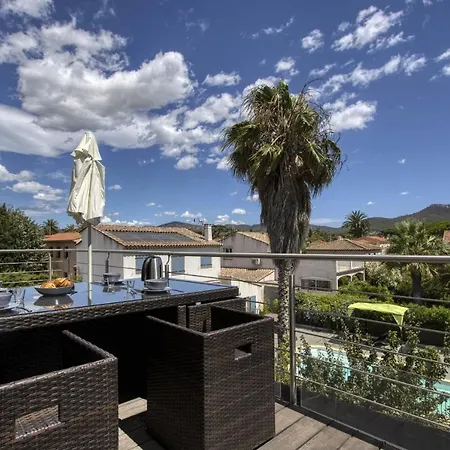 Appartement Galant En Bord De Avec Terrasse *